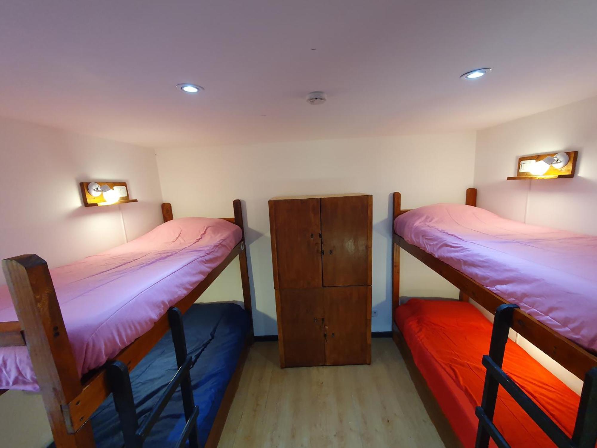 Hostel El Paredon Эль-Чальтен Экстерьер фото