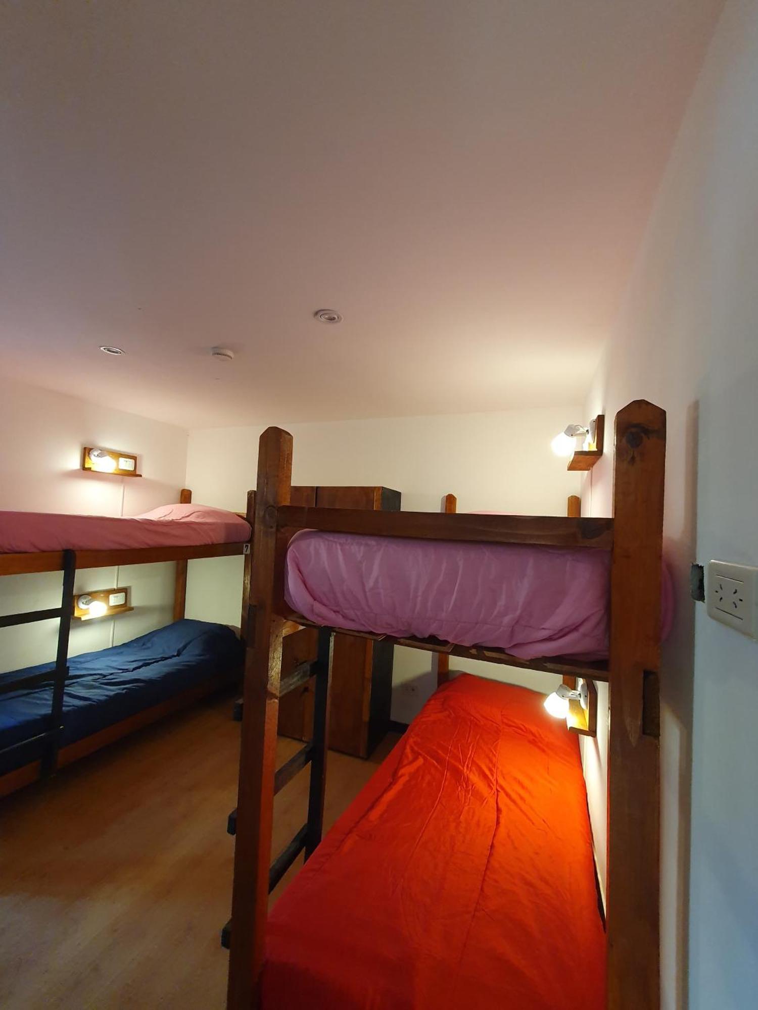 Hostel El Paredon Эль-Чальтен Экстерьер фото