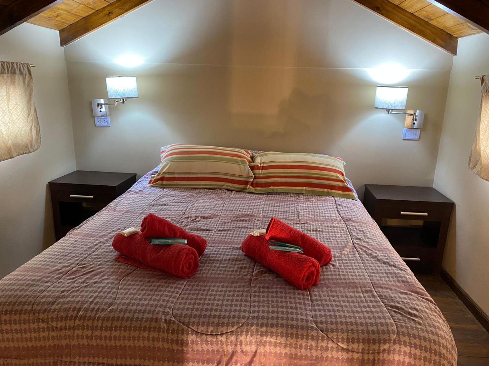 Hostel El Paredon Эль-Чальтен Экстерьер фото