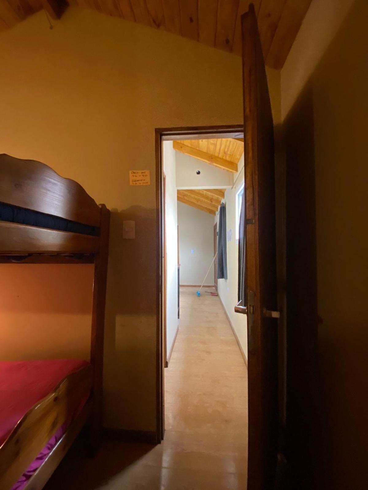 Hostel El Paredon Эль-Чальтен Экстерьер фото